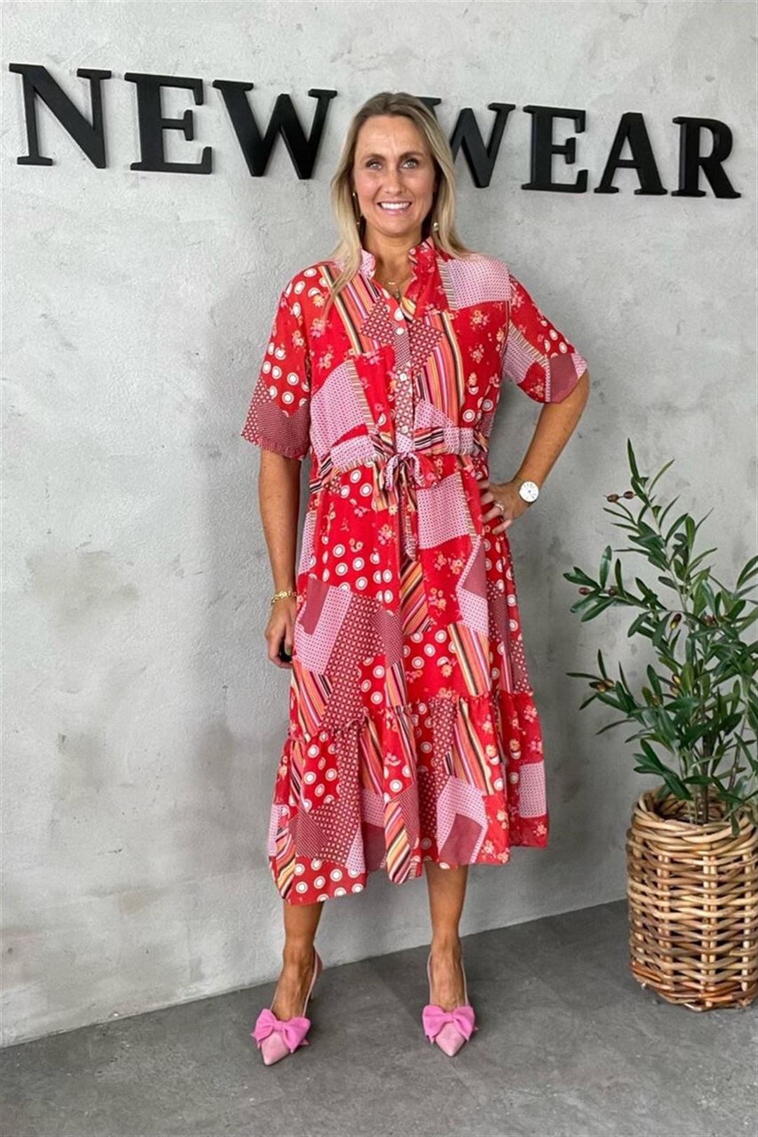 Find de rigtige tidspunkter at handle kjoler på udsalg